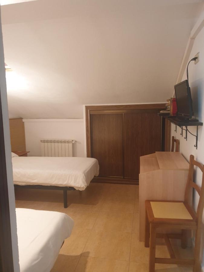 Hostal El Descanso マドリード エクステリア 写真